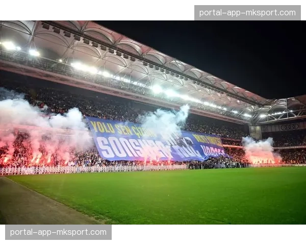 保级区球队主场球票销售火爆，球迷组织呼吁创造“魔鬼主场”